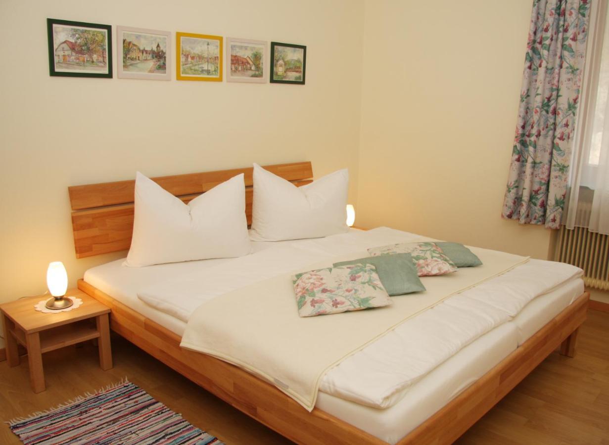 Hotel Kupfer-Dachl à Katzelsdorf Extérieur photo